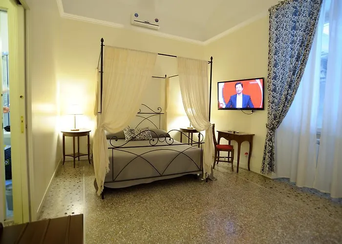 Rental In Rome 2000
